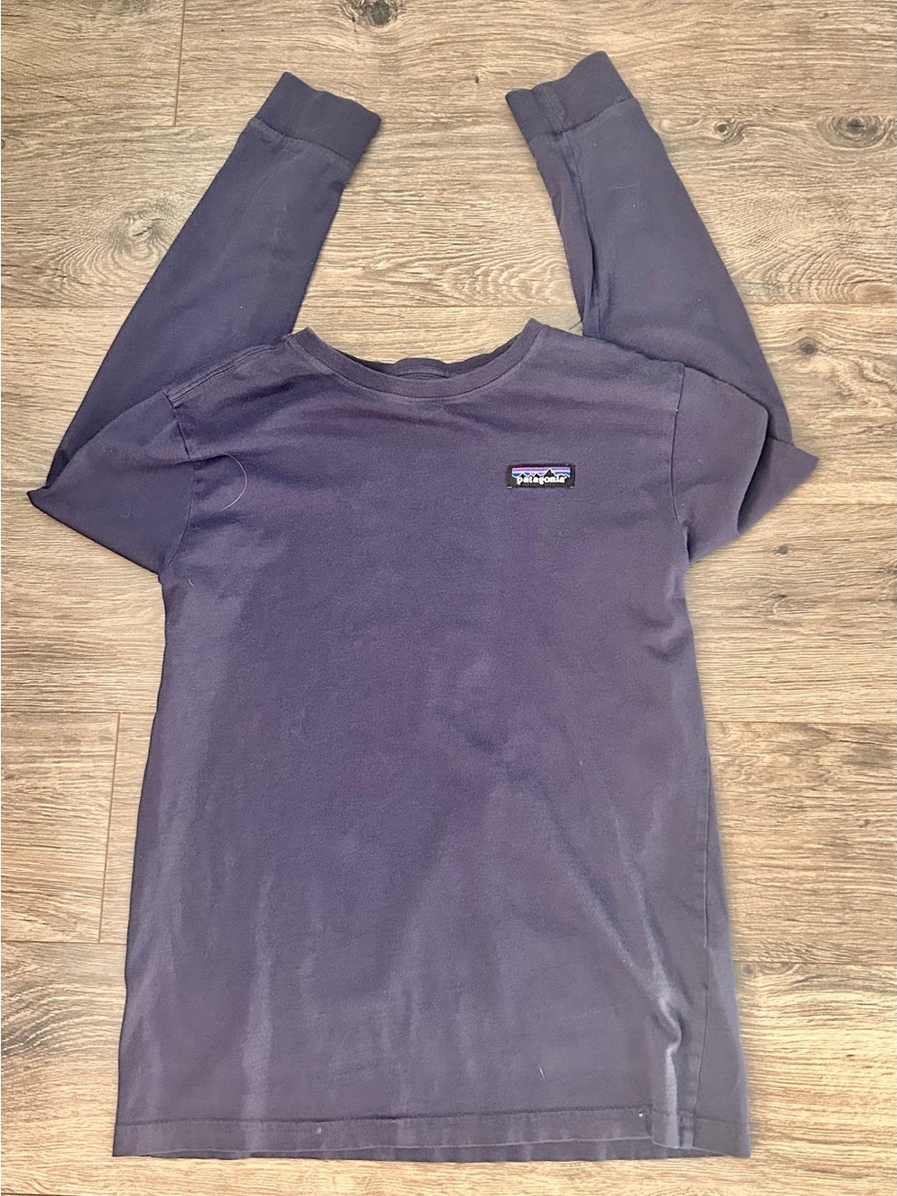 Patagonia Kids Yourh large 12 Long-Sleeve Crew in Dark Blue Navy
